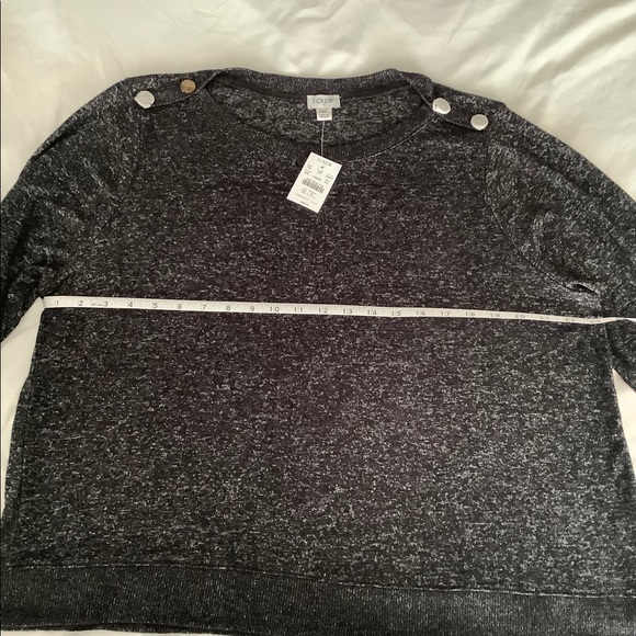 Super soft NWT J. Crew sweater - Picture 3 of 4